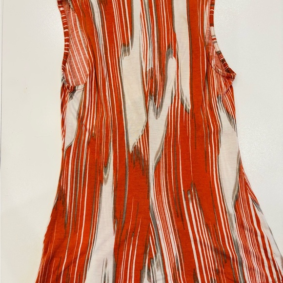 Banana Republic Red and White Twist Front Blouse size xs - Picture 4 of 7